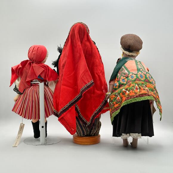 Lot 3 Intl Folk Dolls Czech Kroj Middle Eastern Swazi Carousel Vintage - Picture 9 of 13